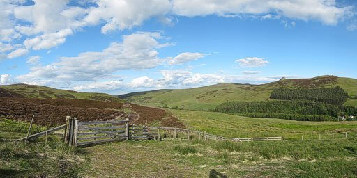 Looking back down to the valley of the acsent of Scald Hill.